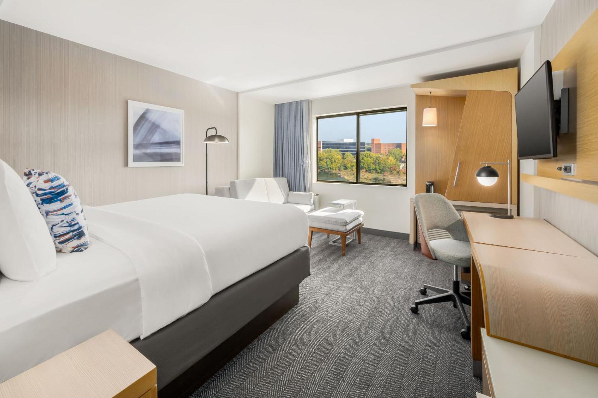 Courtyard By Marriott Columbus フェニックスシティ エクステリア 写真