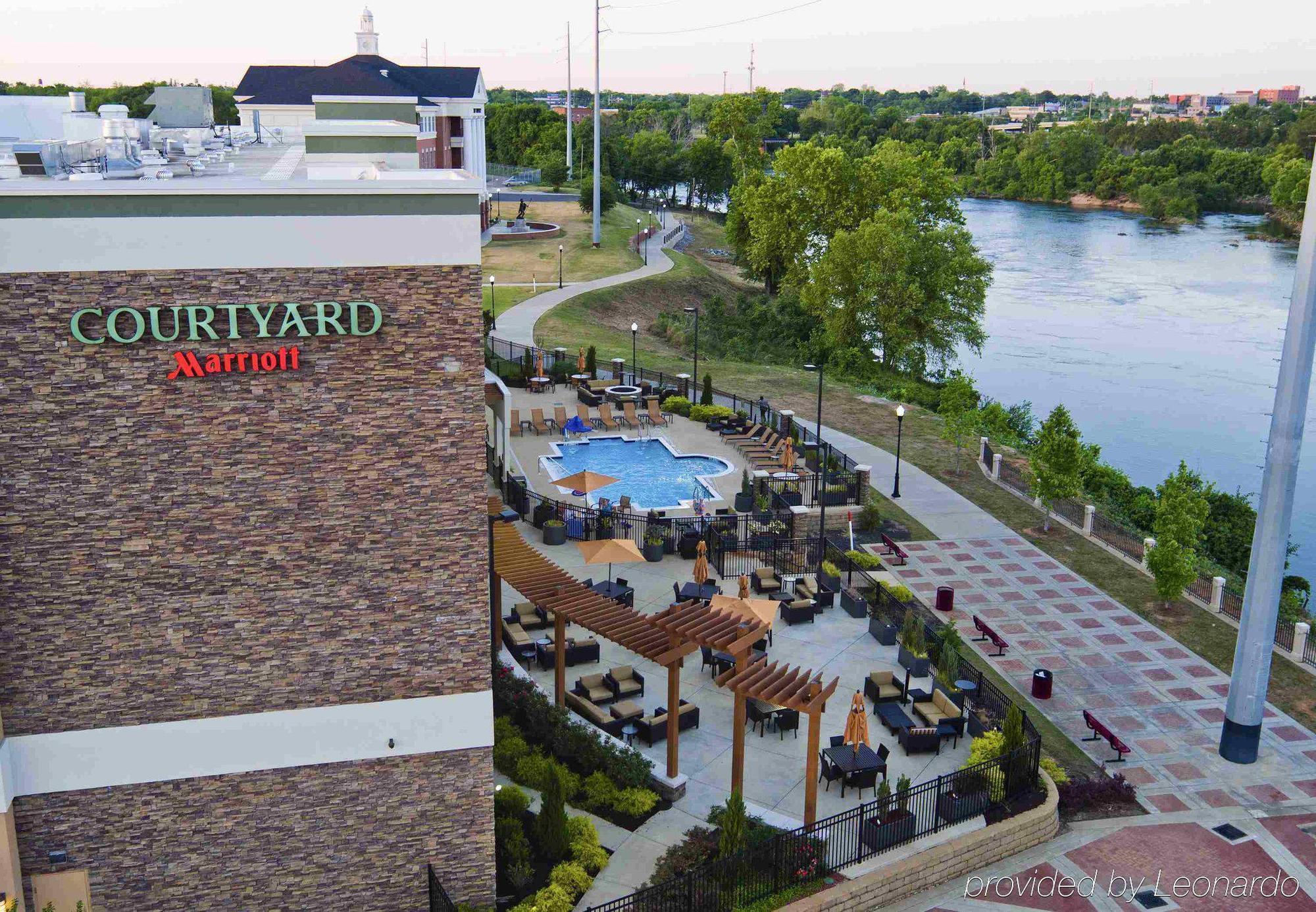 Courtyard By Marriott Columbus フェニックスシティ エクステリア 写真