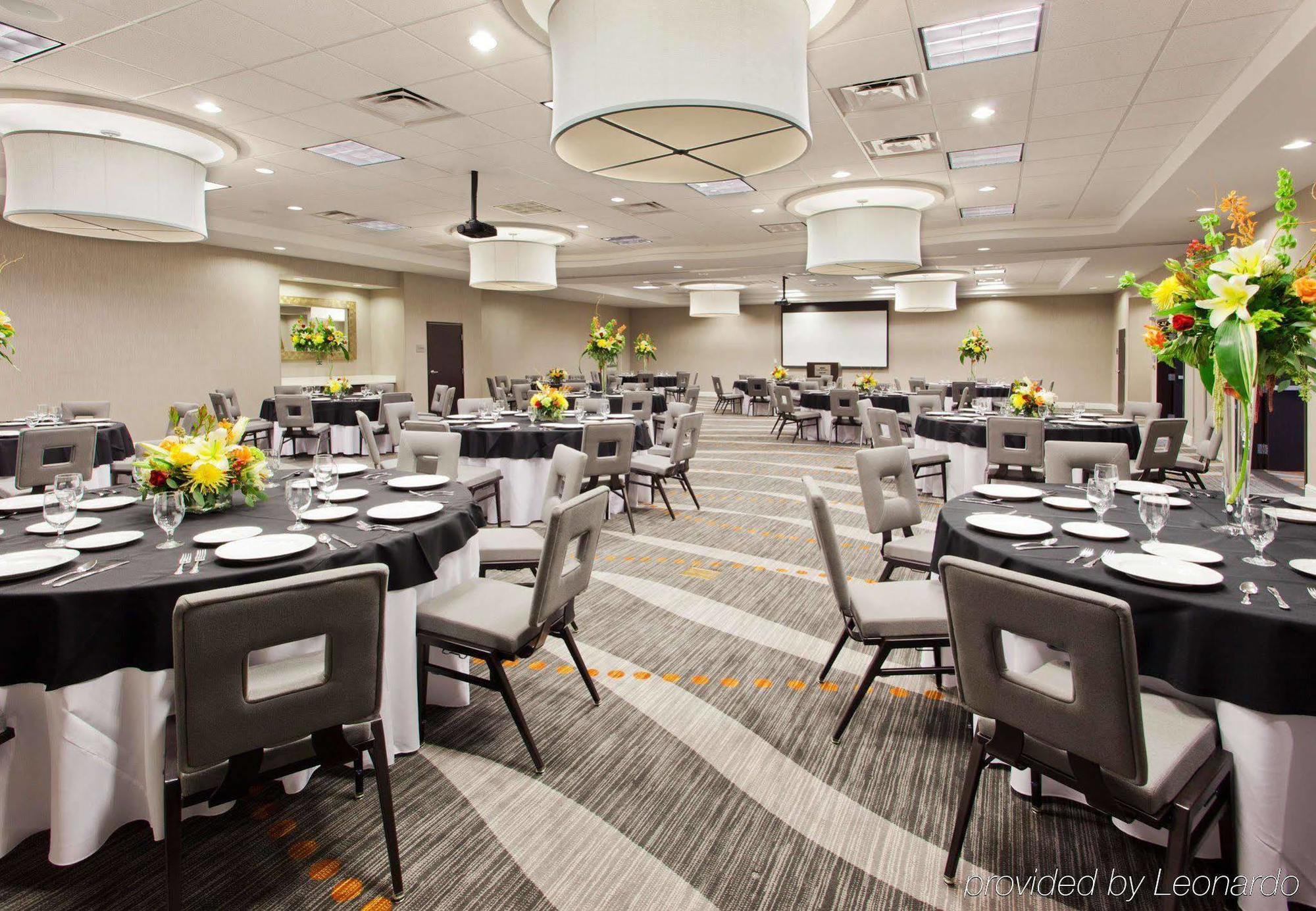Courtyard By Marriott Columbus フェニックスシティ エクステリア 写真